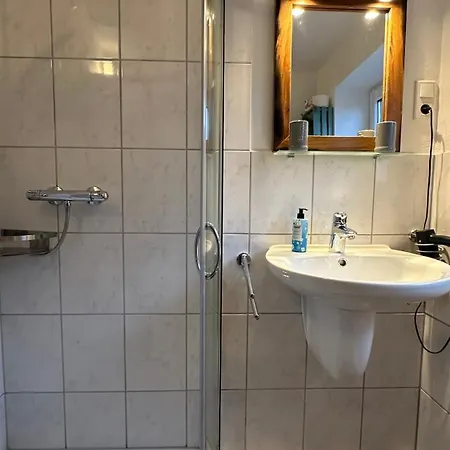아파트 Aktiv-ferienwohnung 